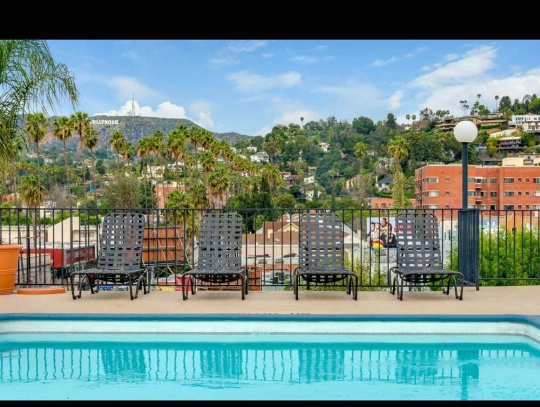 Apartment Hollywood Glam 2Br Apartment 405 Delet